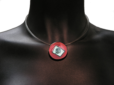 Halskette mit Edelstahl nyloncoated Glasschmuck