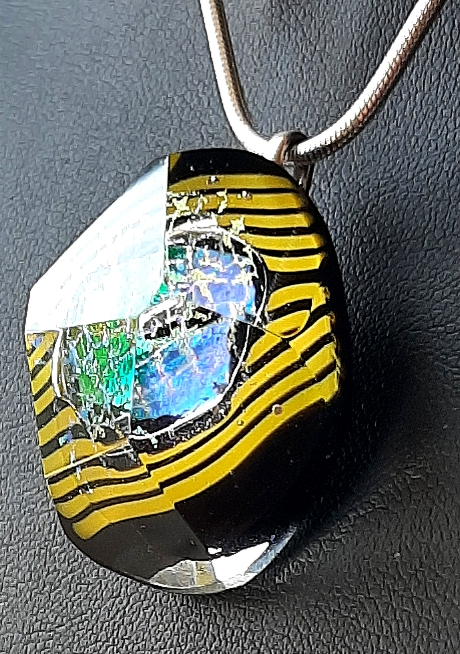 Schliffschmuck Unikat GHU328