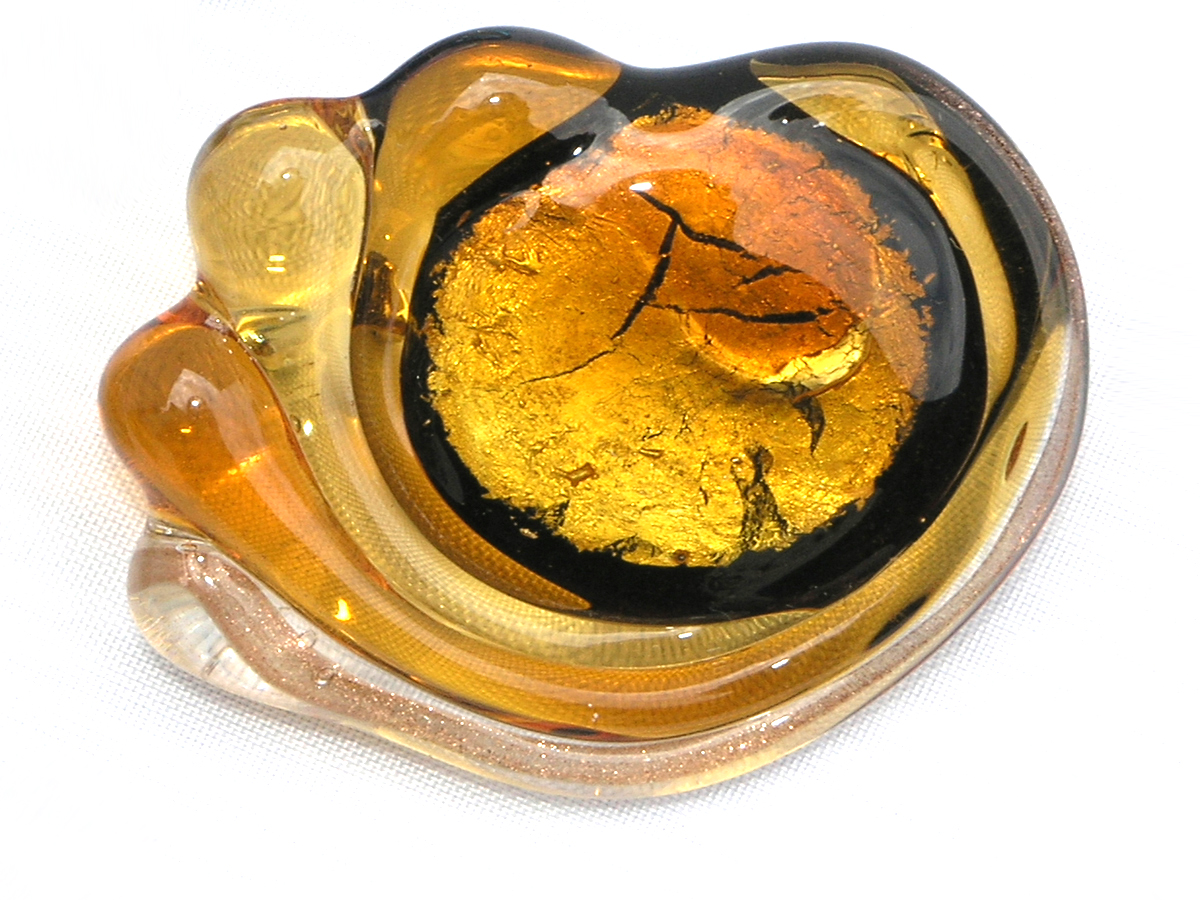 Midnight Sun Brosche gold