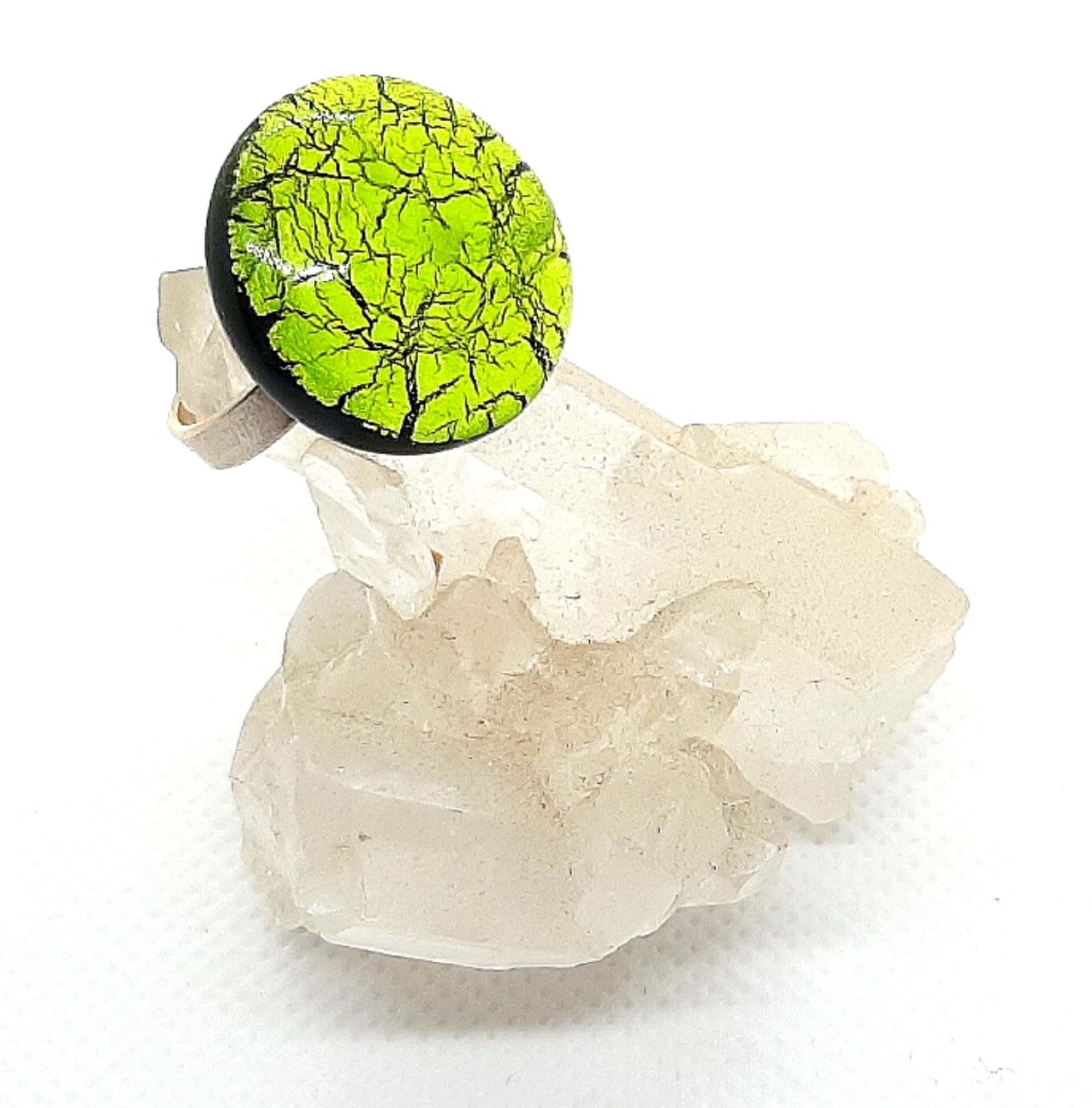 Midnight Ring peridot